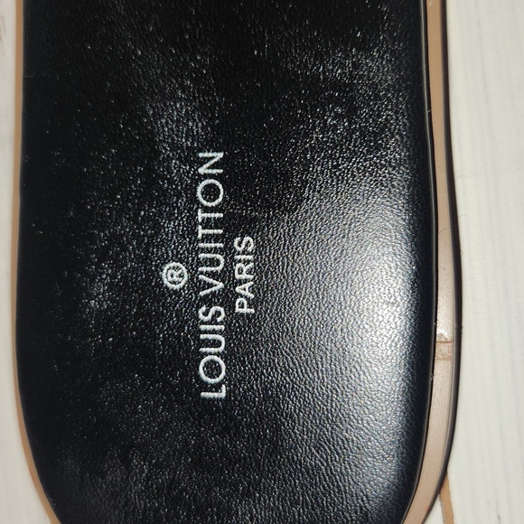 Louis Vuitton Lock Sandals - Authentic - RARE - Picture 7 of 10